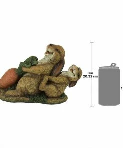 Design Toscano The Carrot Crew Rabbit Statue